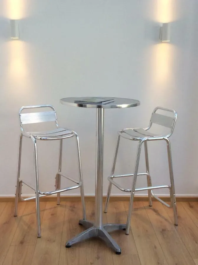 Appartement Au Calme Avec Terrasse Vichy 0*,