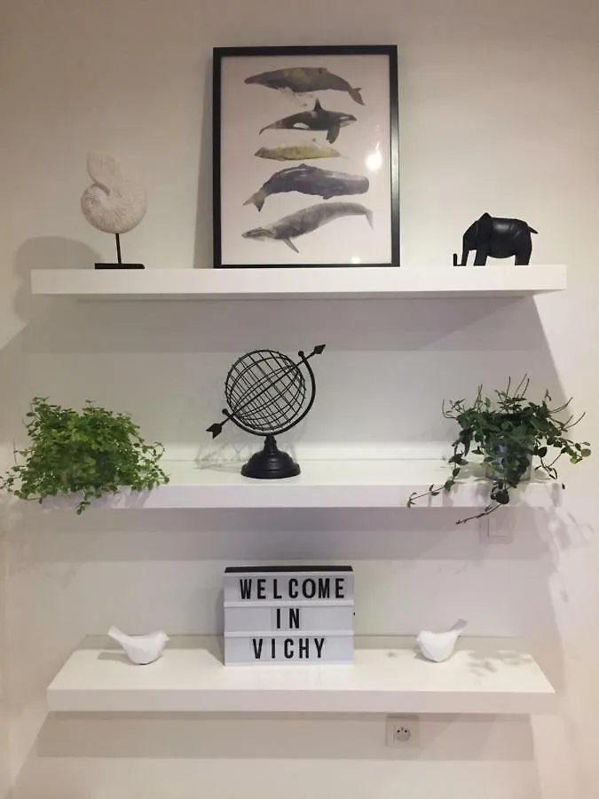 Apartment Appartement Au Calme Avec Terrasse Vichy
