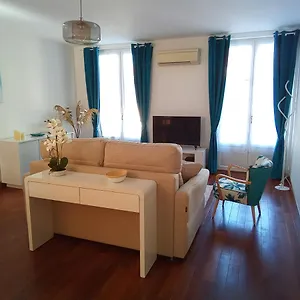 Appartement Triangle D Or, Vichy